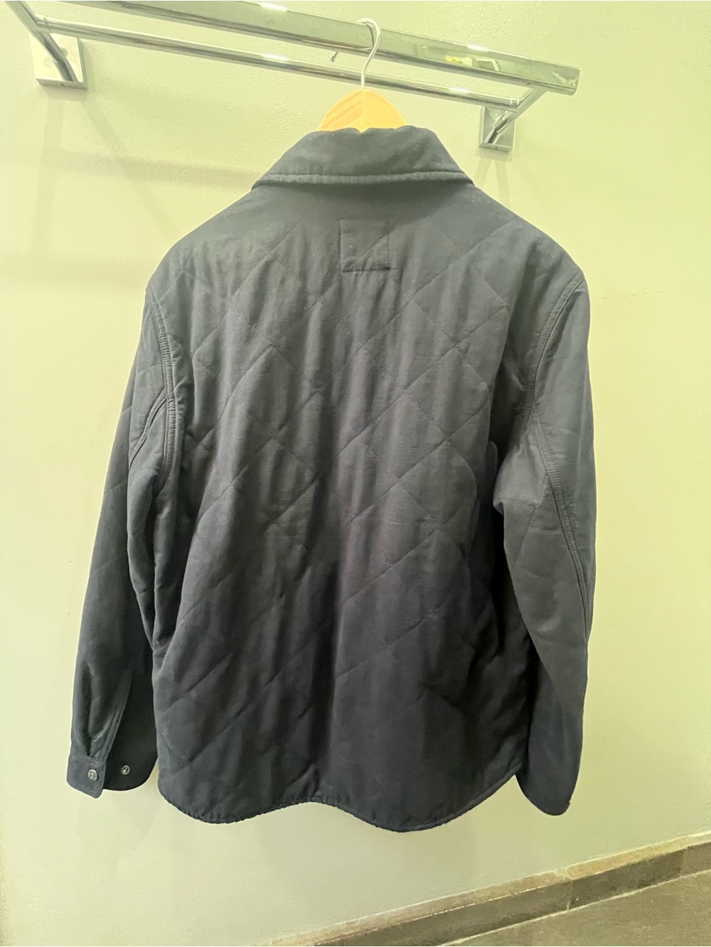 Huckberry - FLINT AND TINDER
Quilted Shirt Jacket
in Navy - Size M - Picture 7 of 12